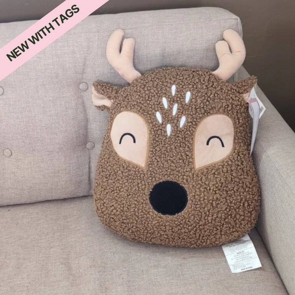 Cupcakes & Cashmere Christmas Sherpa Cozy Reindeer Throw Pillow NWT